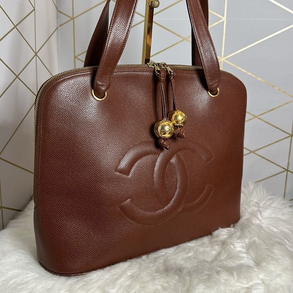 💯Authentic Chanel Caviar Double Zipped Handbag🍀 - Picture 5 of 17